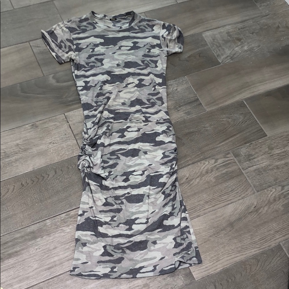 Monrow Camo dress